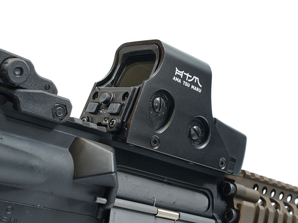 Red dot type Eotech 551